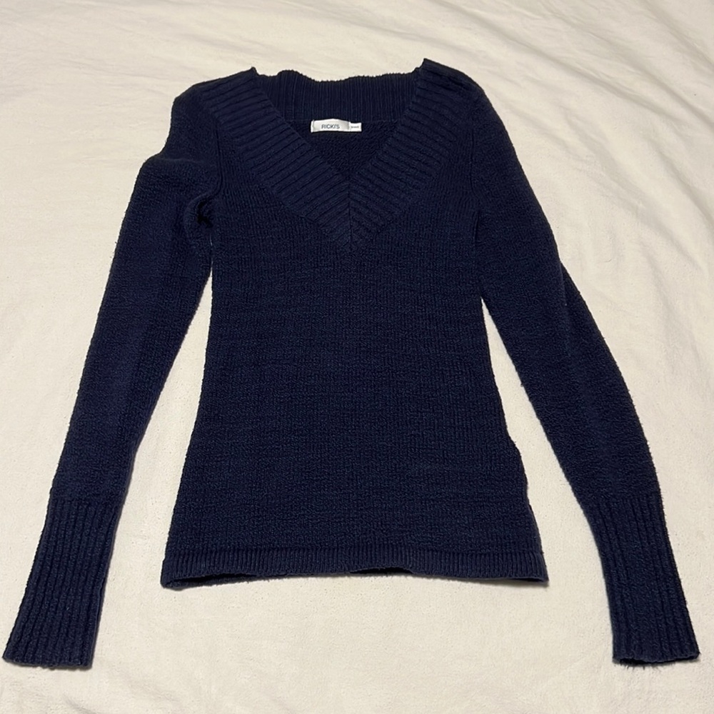 Ricki’s V-Neck Sweater (XS)